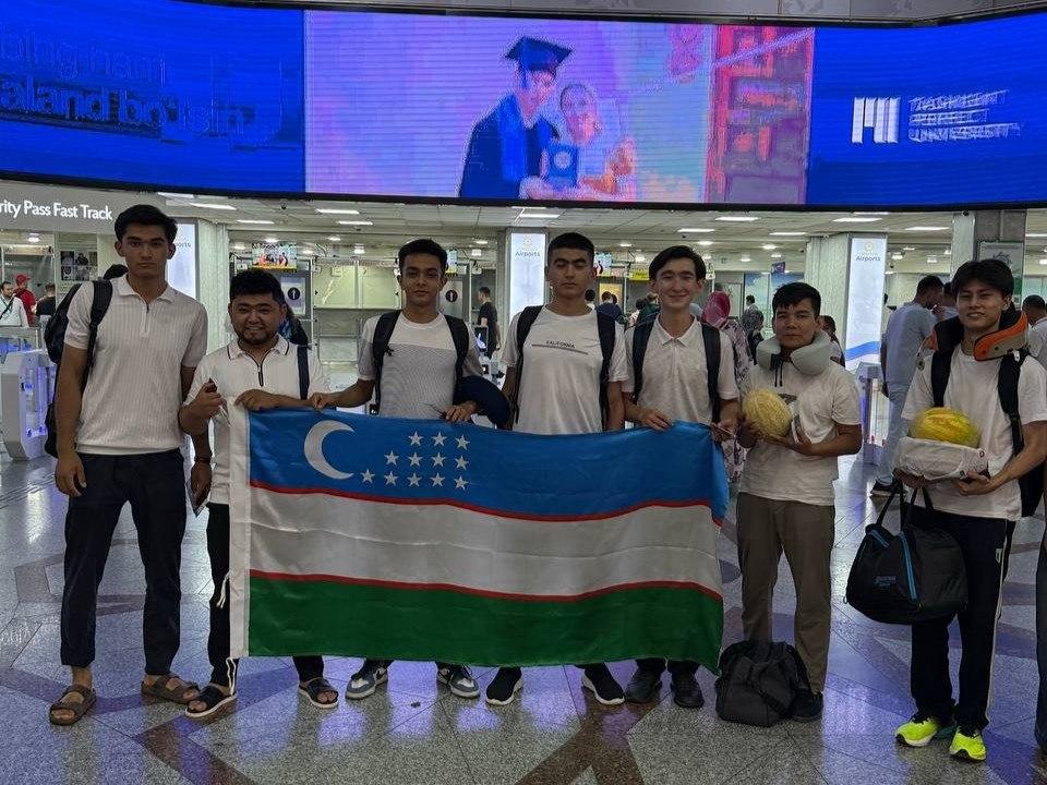  “Turon” teatri g‘oliblari — Xitoy sari!  “Turon” teatr tanlovining Respublika bosqichida g‘olib bo‘lgan jamoalar uchun yana bir quvonchli xushxabar bor.  